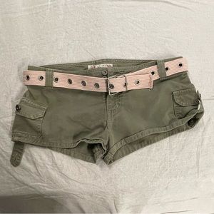 Y2K Guess Cargo Low Rise Shorts w/Pink Utility Belt Size 29